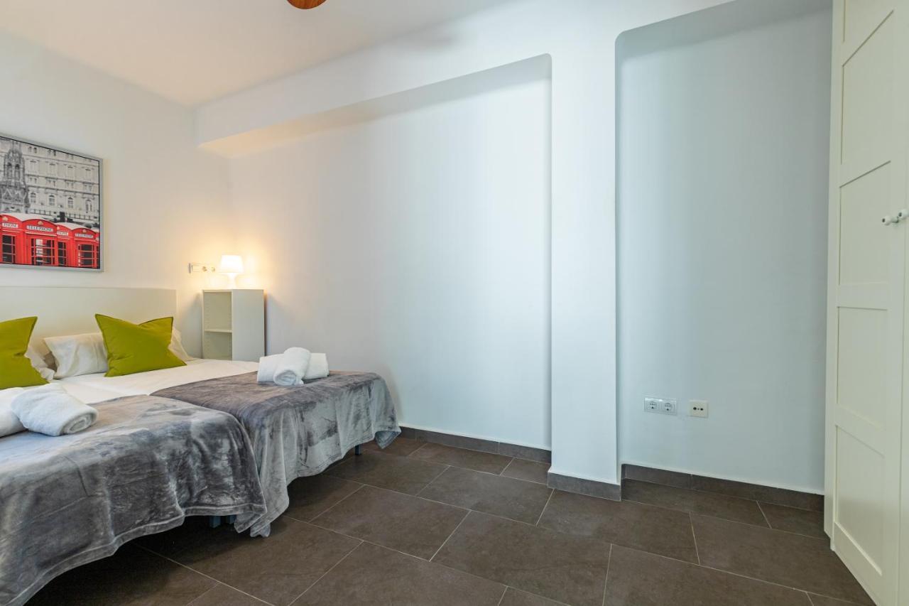 Apartment Fun Building Terraces By Homeabout Málaga
